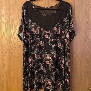 Floral lace collar knit top